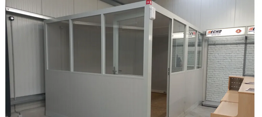 Un bureau palettisable pour un concessionnaire en matériel agricole