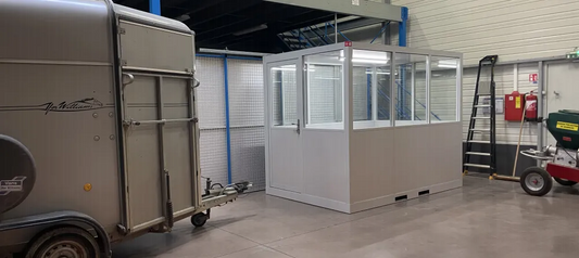 Un bureau d’atelier au milieu des vaches laitières